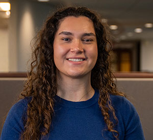 Weiss-CPA-Petroula-Katsis-Bio-Headshot
